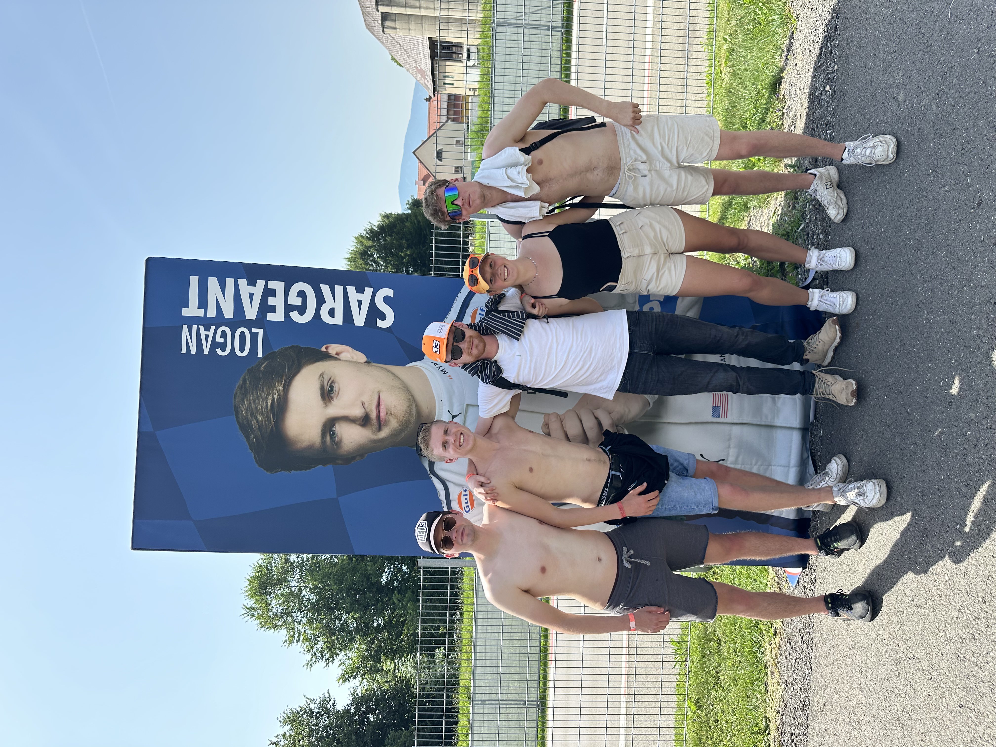 GP Oostenrijk groepsfoto voor Sargeant